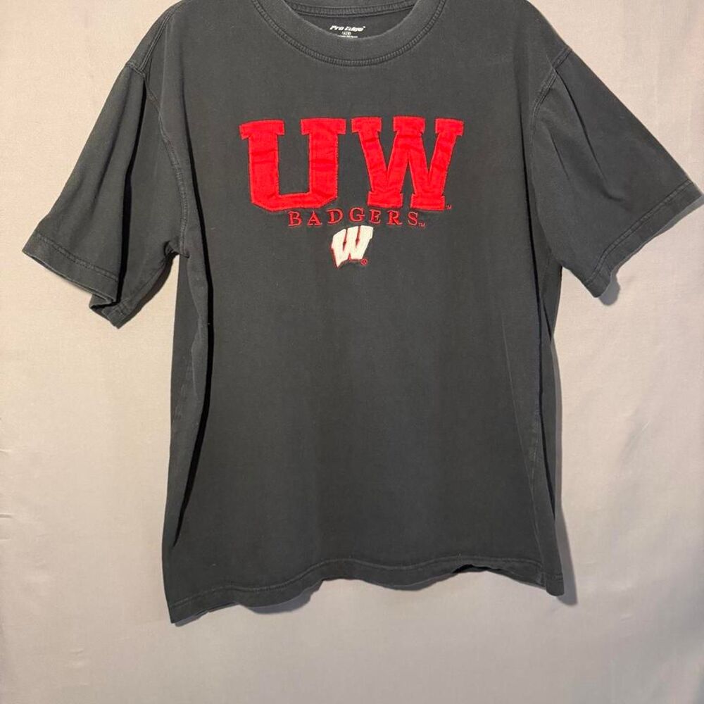 Vintage Pro Edge Wisconsin Badgers Tee